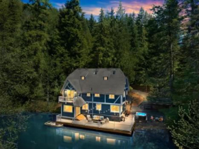 Hillside Cottaga- Private pond, hot tub, game room, by ONP